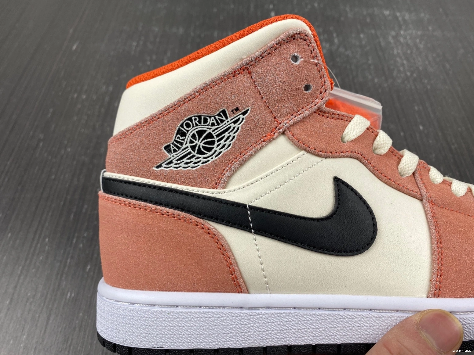 Rep DV1336-800 Mid 1 (GS) - Orange Jordan SE Suede 0519